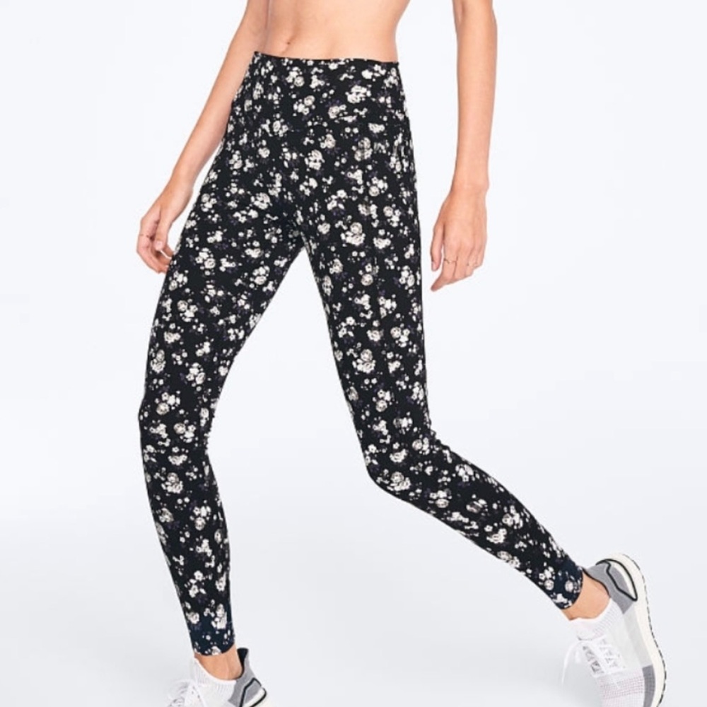 PINK VICTORIA'S SECRET ULTIMATE LEGGINGS SIZE S